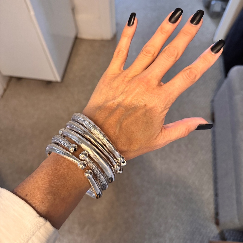 5 Silver Bangles Bracelets Set - image 8